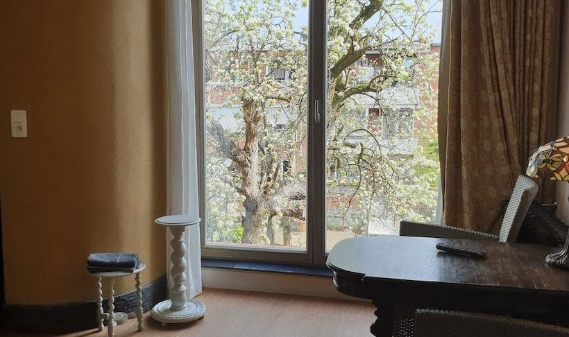 Chambre Supérieure, Bed & Breakfast Exterlaer