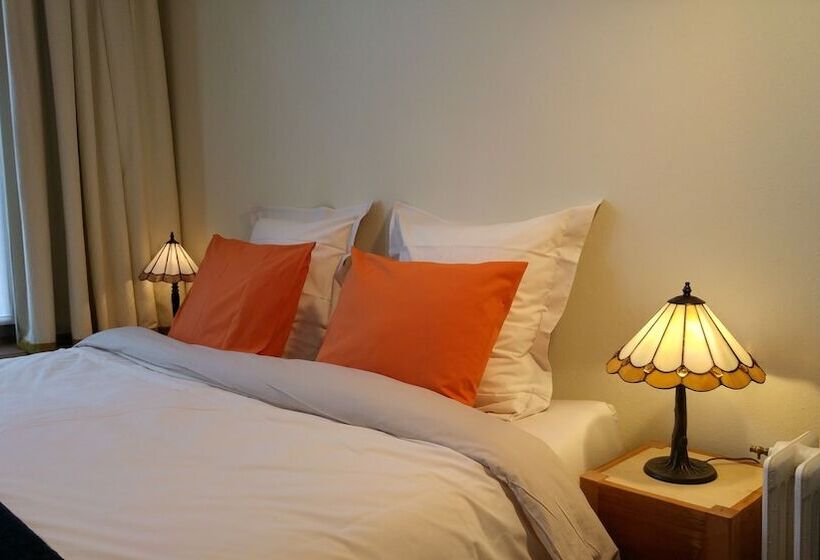 Chambre Supérieure, Bed & Breakfast Exterlaer