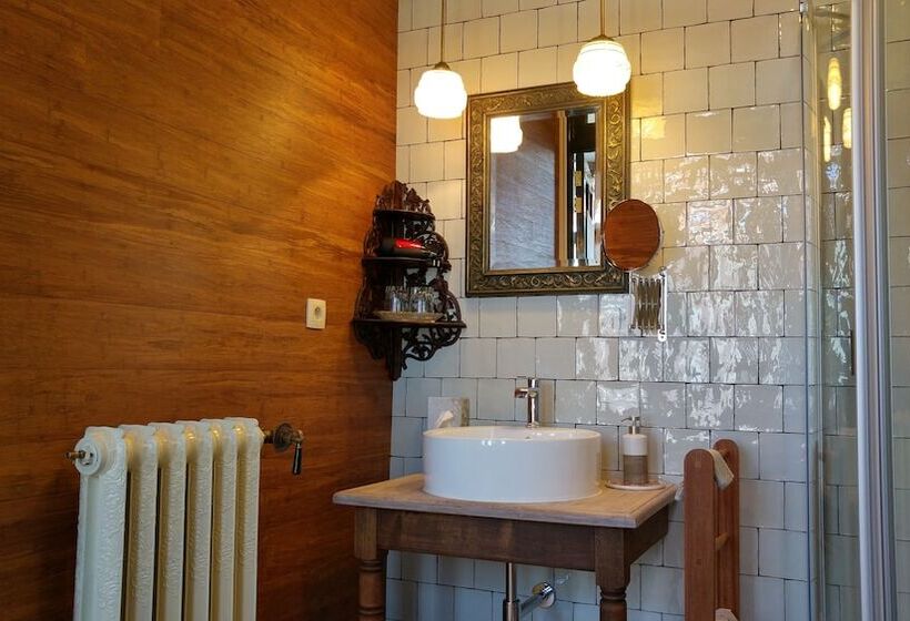 Chambre Supérieure, Bed & Breakfast Exterlaer