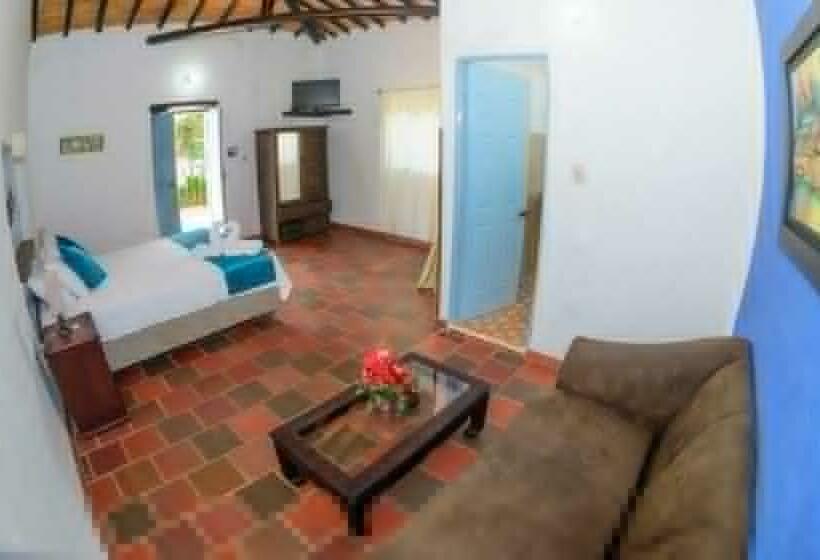 スタンダードルーム, Campestre El Santuario