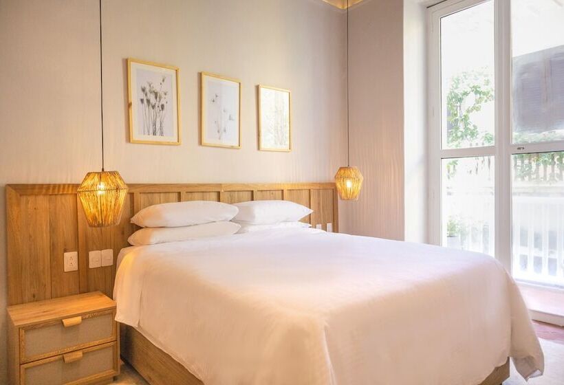 غرفة قياسية مزوَّدة بشُرفة, Casa La Mantilla by Faranda Boutique