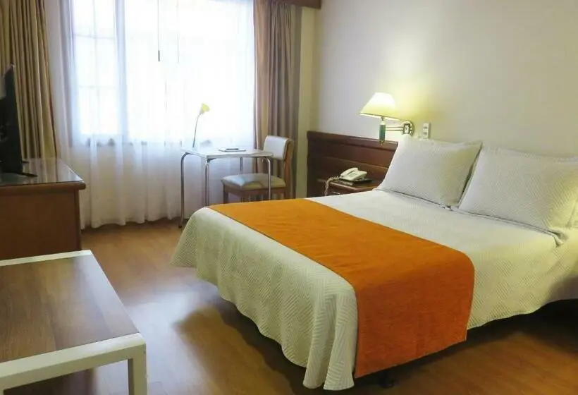 Standard-huone, Daza