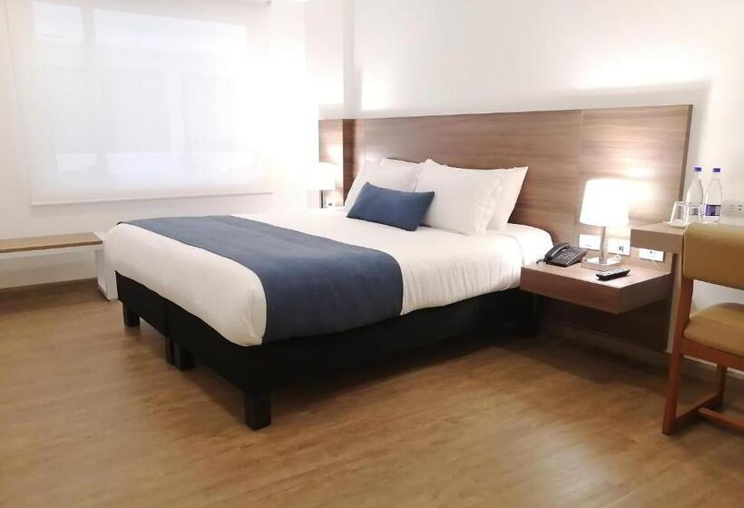 수피리어 룸, Daza