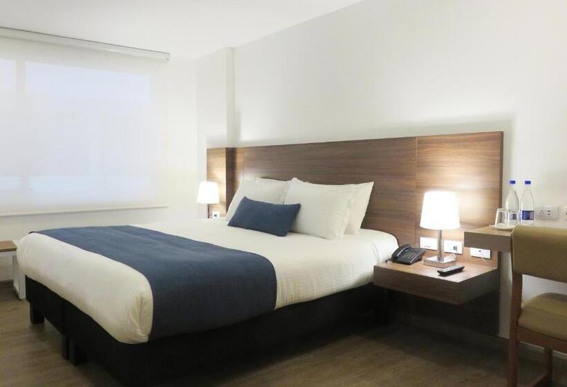 수피리어 룸, Daza