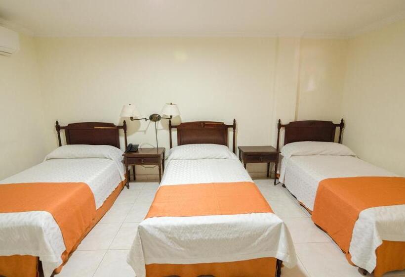 اتاق استاندارد سه نفره, Majestic