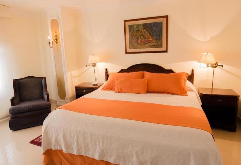 سوییت جونیور, Majestic