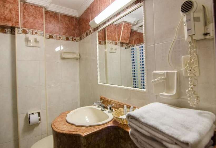 اتاق استاندارد, Majestic