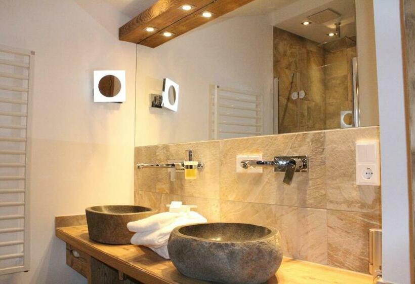 高级大房间, Oberlechtaler Hof Boutique