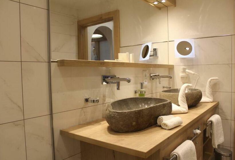 חדר סופריור, Oberlechtaler Hof Boutique