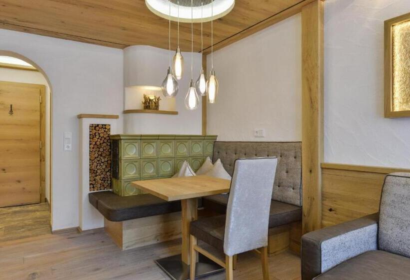 高级大房间, Oberlechtaler Hof Boutique