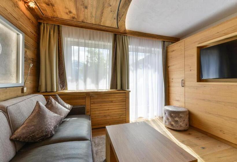 סוויטה דלוקס, Oberlechtaler Hof Boutique