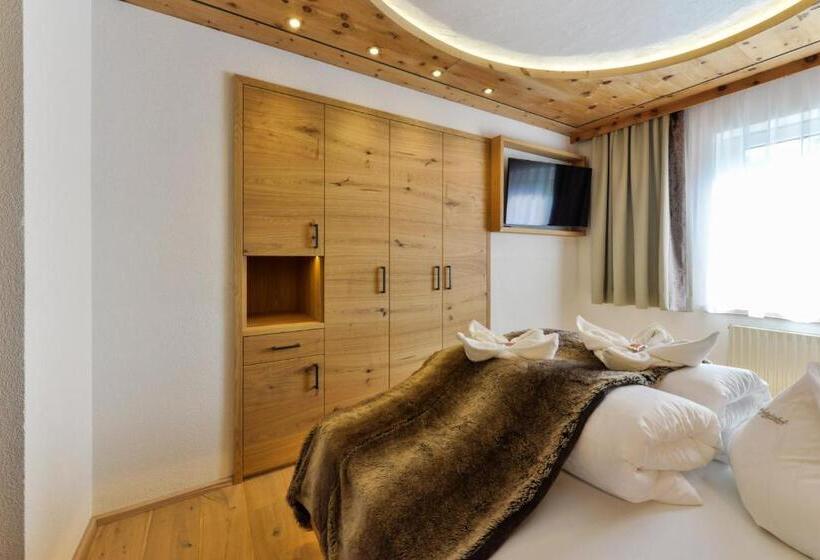 豪华套房, Oberlechtaler Hof Boutique