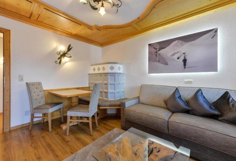 带阳台套房, Oberlechtaler Hof Boutique