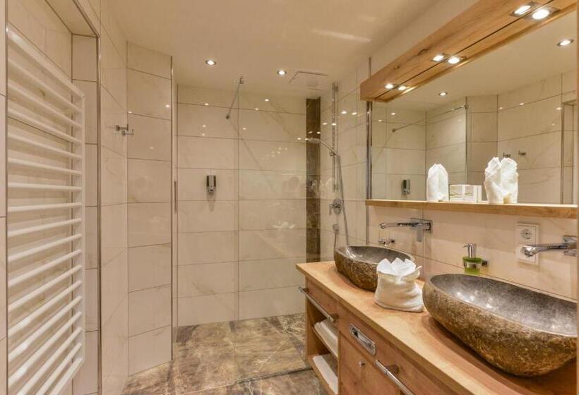 高级大房间, Oberlechtaler Hof Boutique