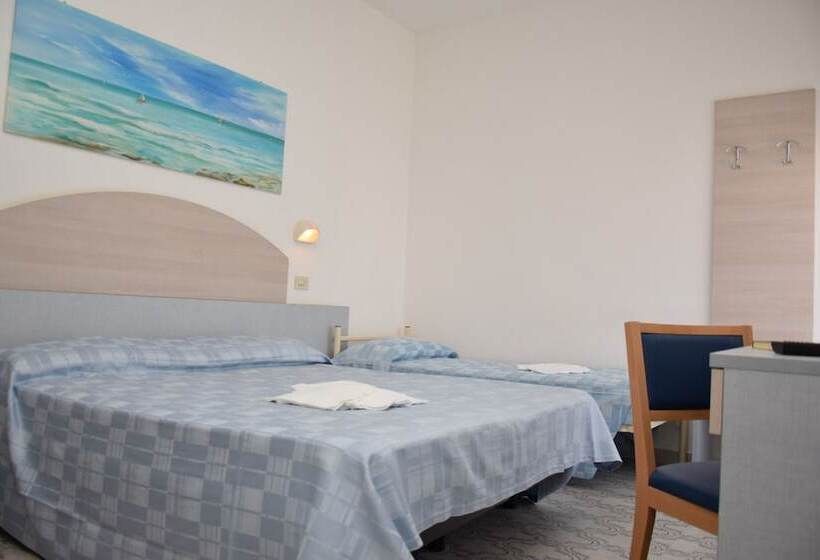 غرفة كلاسيكية ثلاثية, Petite Fleur