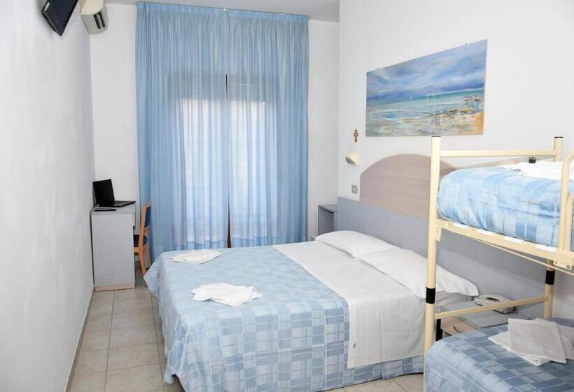 غرفة كلاسيكية رباعية, Petite Fleur