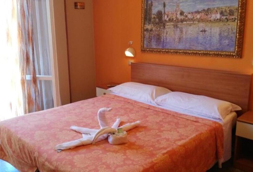 חדר אקונומי, Simon