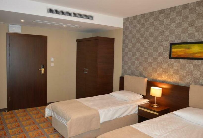 스탠다드 룸, Via Baltica