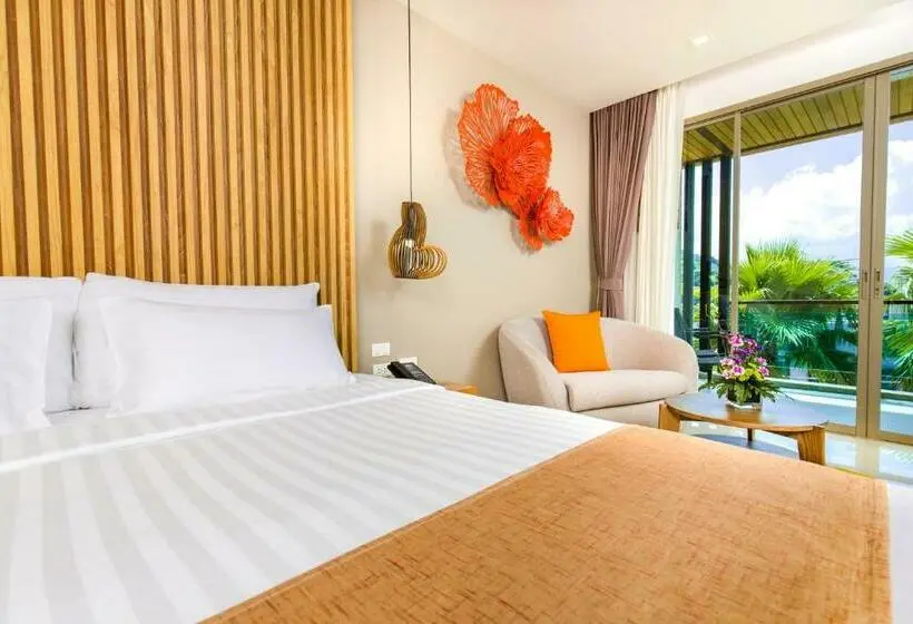 Deluxe-huone King-vuode, Wyndham Grand Phuket Kalim Bay