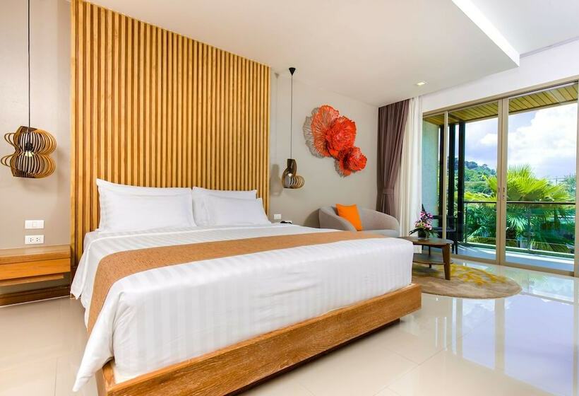 디럭스 룸, Wyndham Grand Phuket Kalim Bay