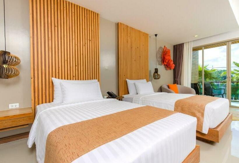 디럭스 룸, Wyndham Grand Phuket Kalim Bay