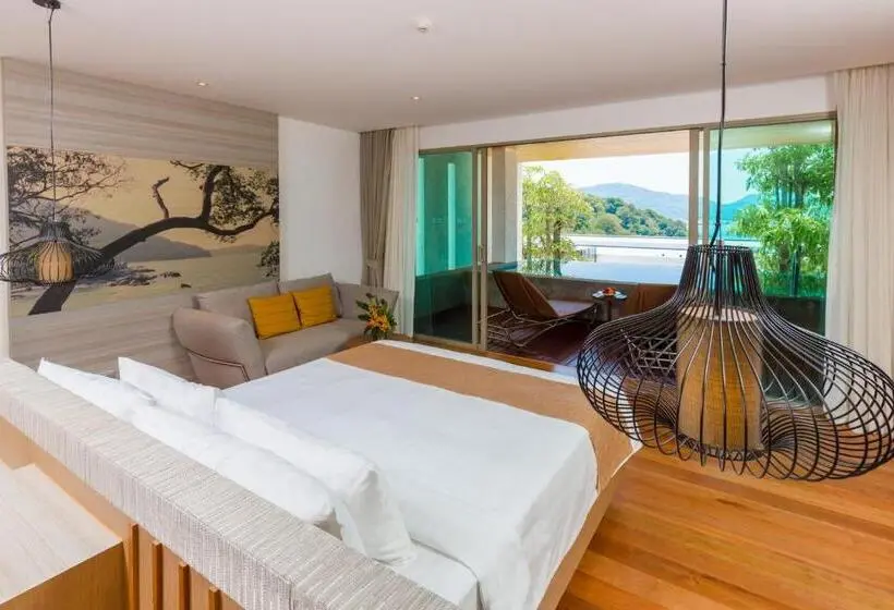 Sviitti Merinäkymä, Wyndham Grand Phuket Kalim Bay