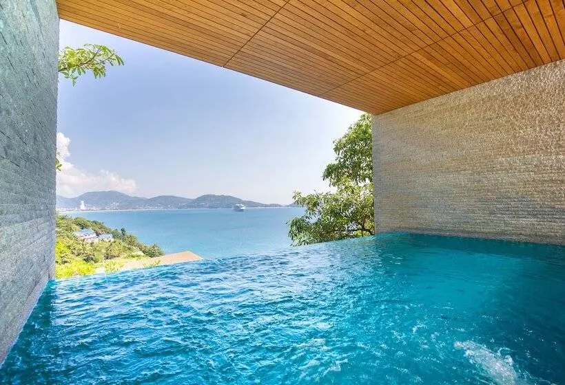 Sviitti Merinäkymä, Wyndham Grand Phuket Kalim Bay