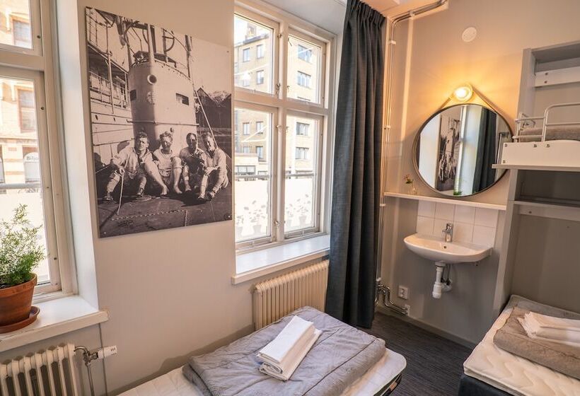 اتاق خانوادگی با سرویس بهداشتی مشترک, Stf Hostel Stigbergsliden