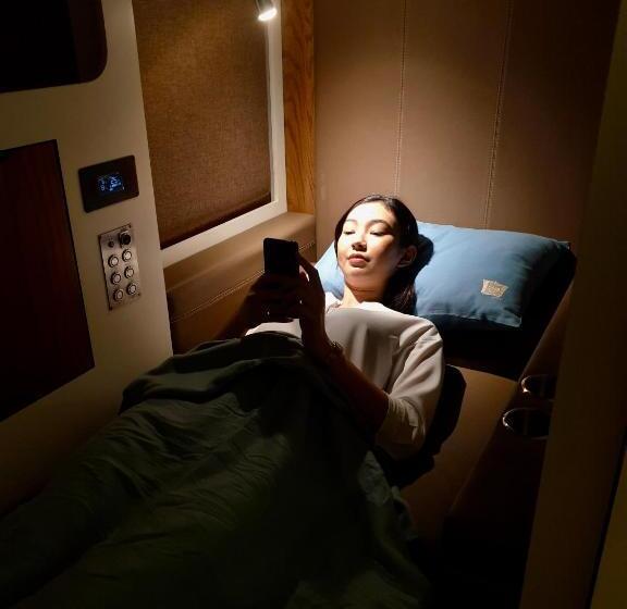 Capsule, Sleep N Fly Sleep Lounge, C Gates Terminal 3 - Transit Only