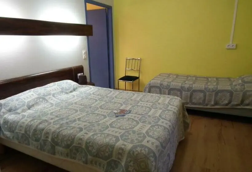Perhesviitti, Friendly Auberge