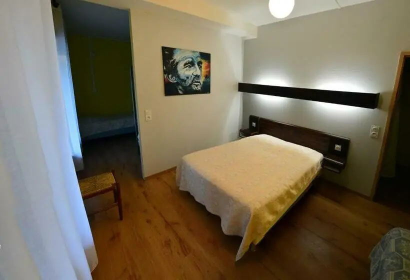 Perhesviitti, Friendly Auberge