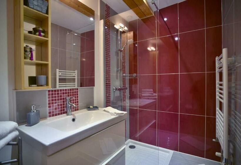 标准间, Chambres A Bord O