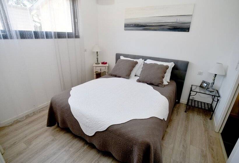 标准间, Chambres A Bord O