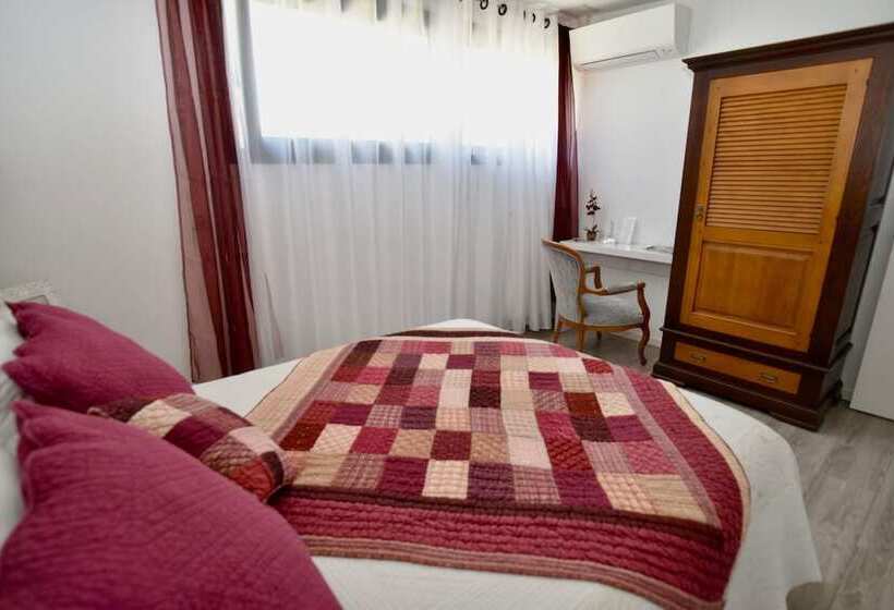 Номер Стандарт, Chambres A Bord O