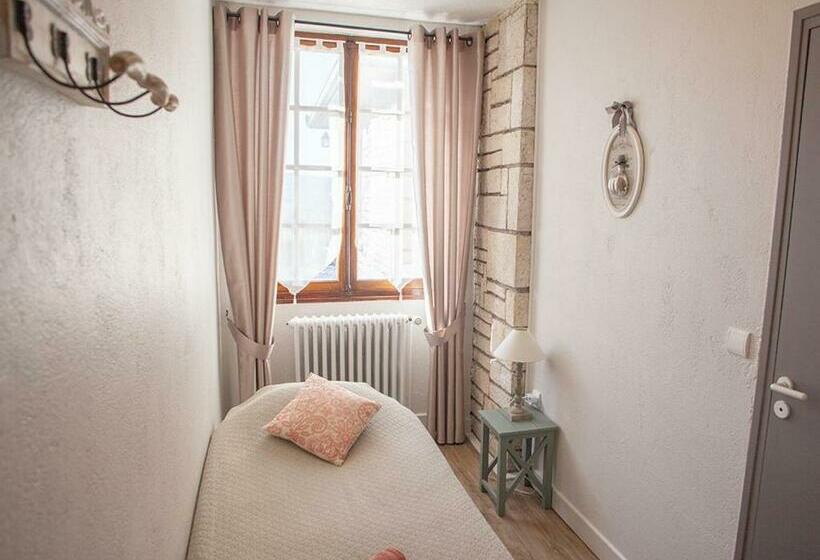 Номер Стандарт Трехместный, Chambres & Tables D'hôtes Le Pech Grand