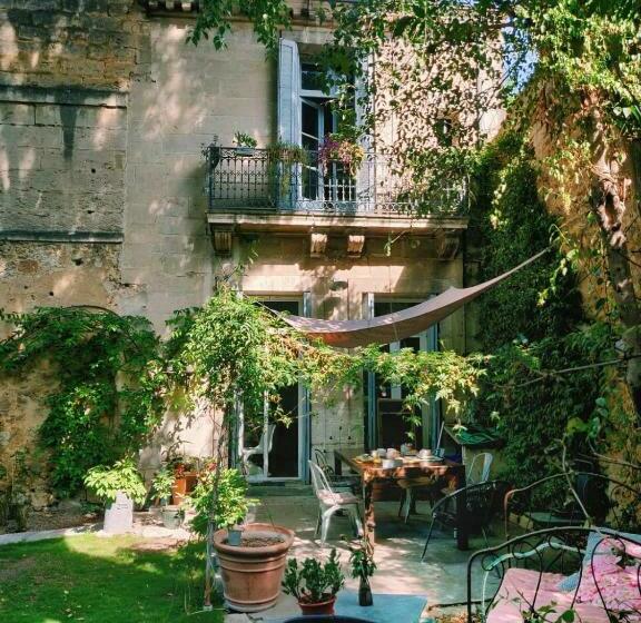 חדר סטנדרט עם מרפסת, En Ville Et Sous Les Arbres