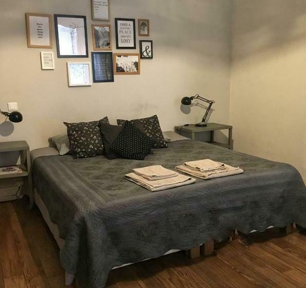 חדר סטנדרט, En Ville Et Sous Les Arbres