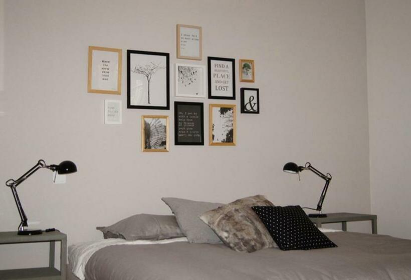 חדר סטנדרט, En Ville Et Sous Les Arbres