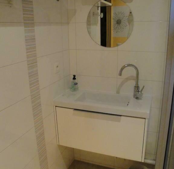 スタンダードトリプルルーム, Ferme De La Poterie