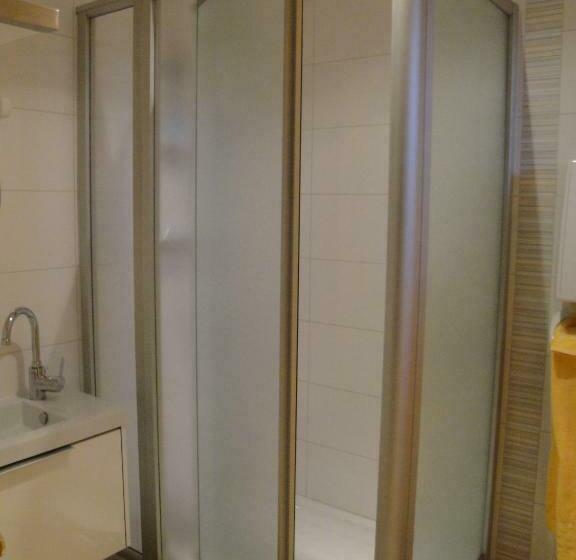 スタンダードトリプルルーム, Ferme De La Poterie