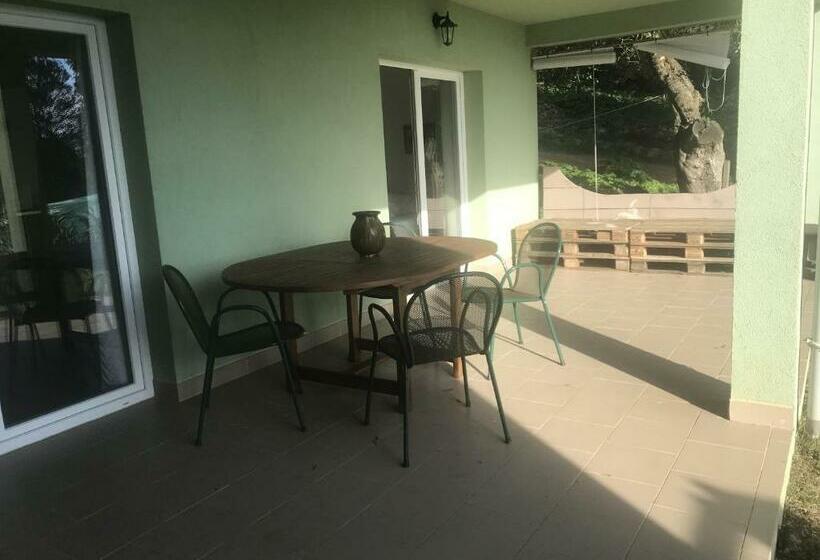 Дом 1 Спальня, La Pampa Cargese Chambres D Hotes