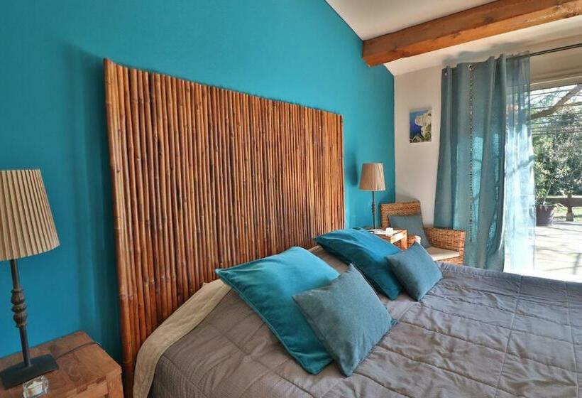 四人标准间, Le Mas De Bertagne