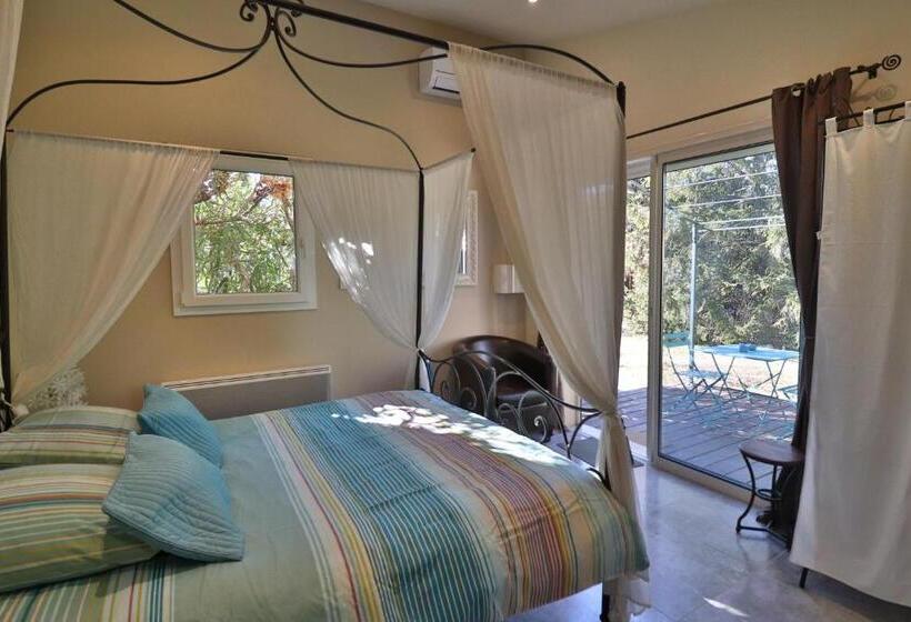 标准间带露台, Le Mas De Bertagne