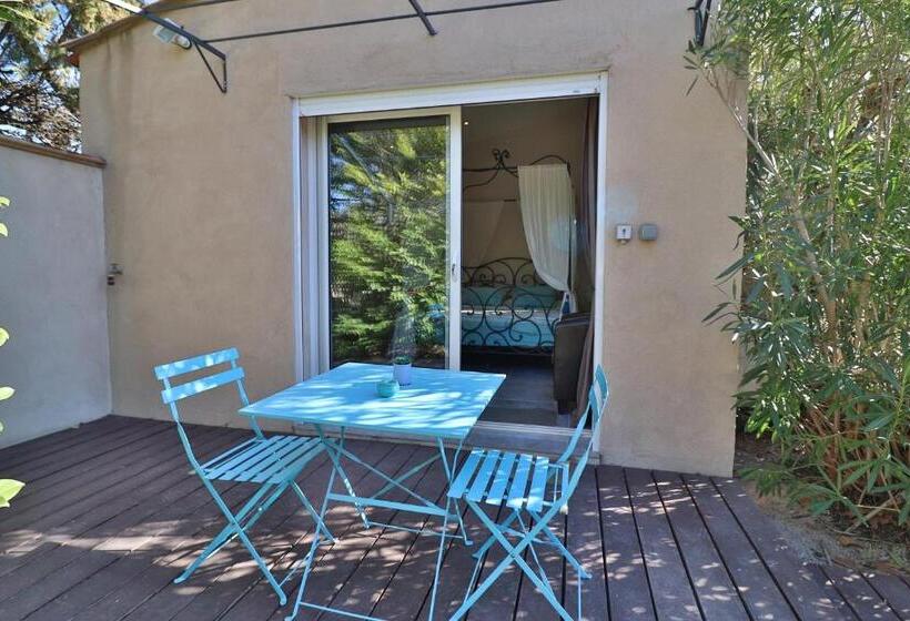 标准间带露台, Le Mas De Bertagne