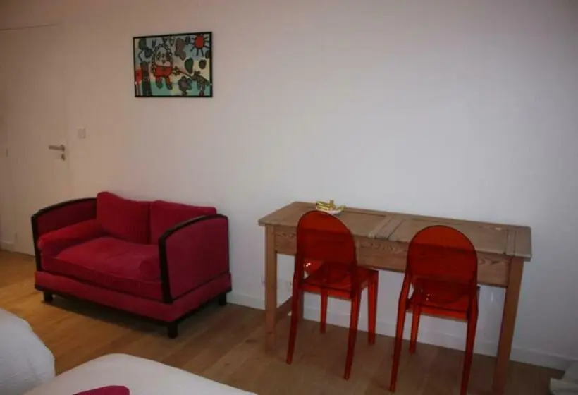 Perhesviitti, Les Chambres D Hotes De Kerasquer