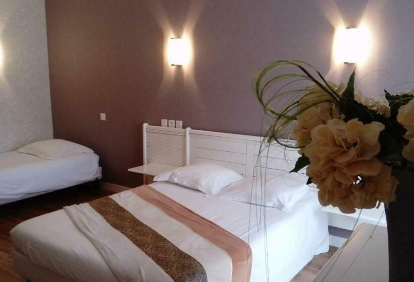 舒适三人间, Domaine De La Barbinais