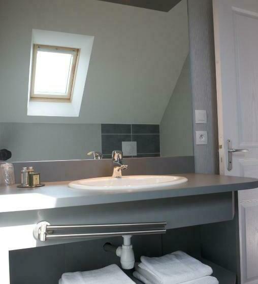 舒适三人间, Domaine De La Barbinais