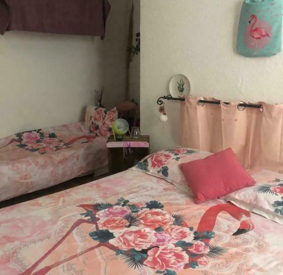 스탠다드 트리플 룸, Hôtel Restaurant Le Delta