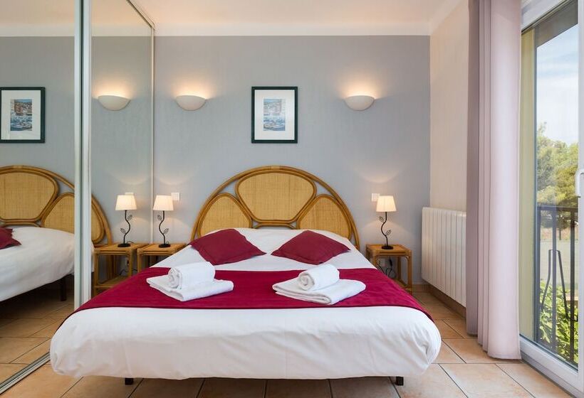 标准间, Joseph Charles