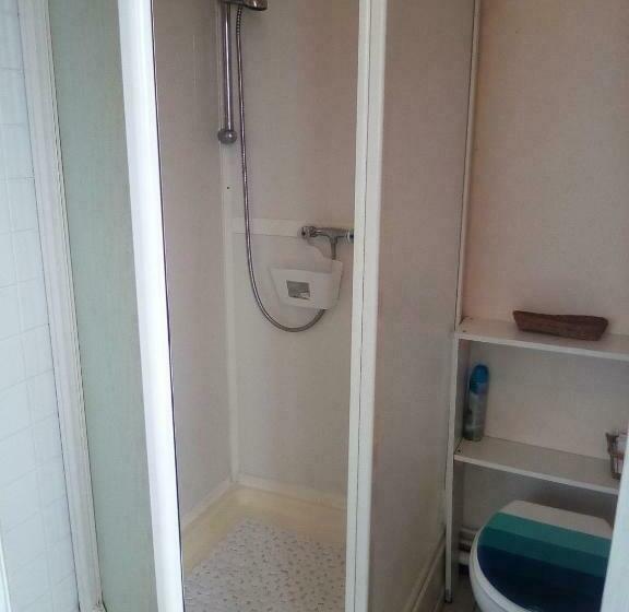 غرفة عائلية, Lenard Charles Bed & Breakfast